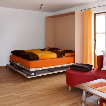 Freisinger-2 By Interhome شقة Zachenberg